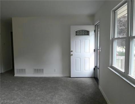 1273 Barcelona Drive Akron OH 44313