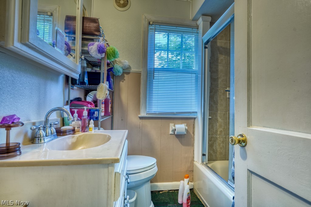 37724 Lake Shore Boulevard Eastlake OH 44095