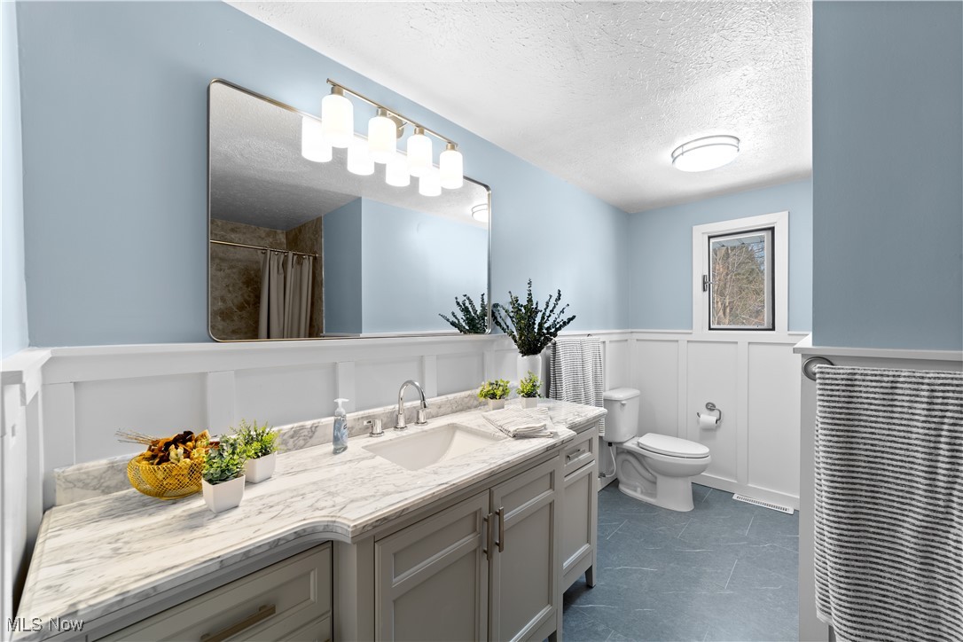 2675 Alan Drive Willoughby Hills OH 44092