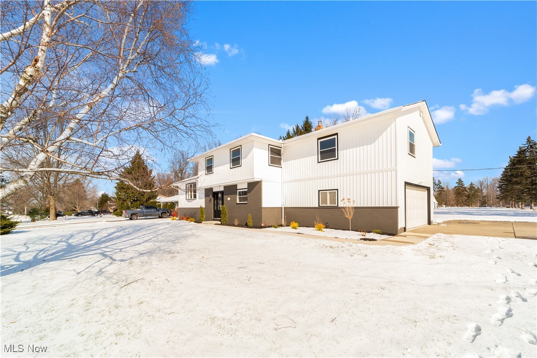 2675 Alan Drive Willoughby Hills OH 44092