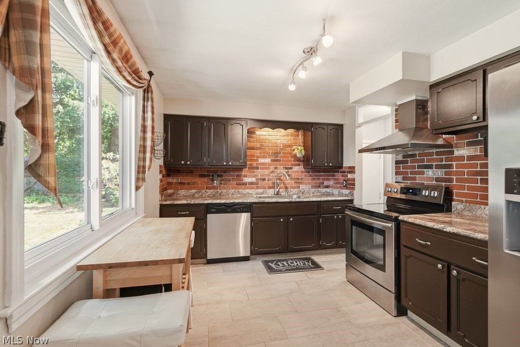 197 Spring Creek Road Northfield Center OH 44067