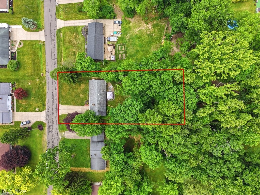 197 Spring Creek Road Northfield Center OH 44067