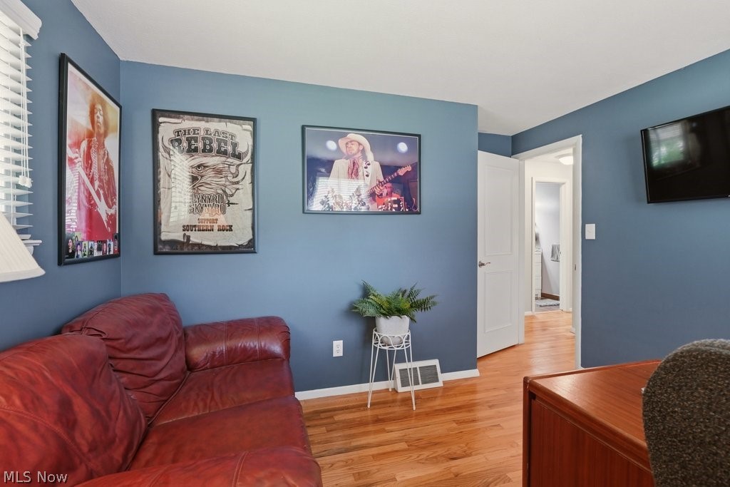 197 Spring Creek Road Northfield Center OH 44067