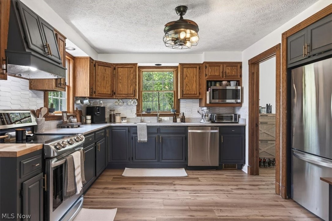 15812 Auburn Road Newbury OH 44065