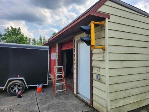 3272 W 48th Street Cleveland OH 44102