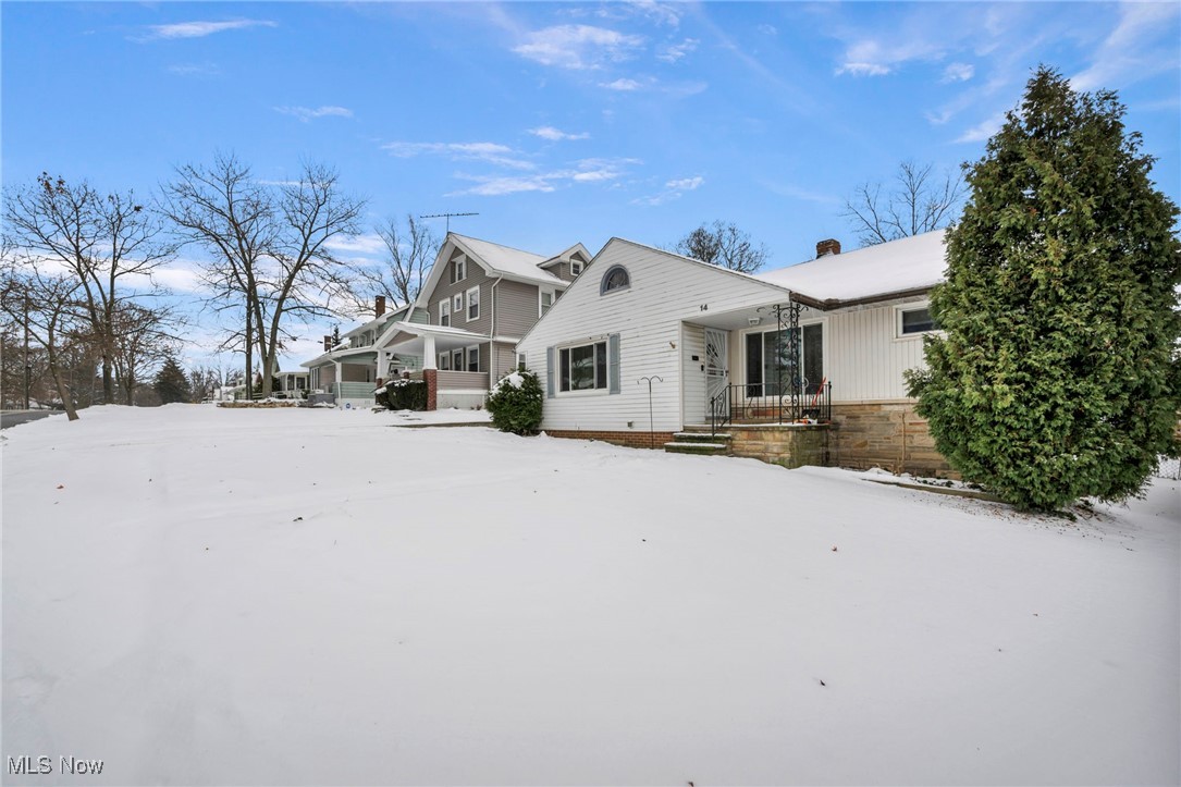 14 Ennis Avenue Bedford OH 44146