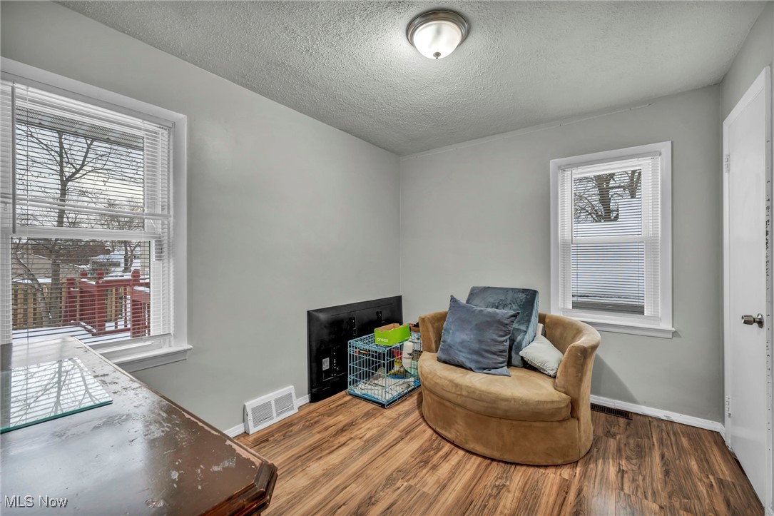 14 Ennis Avenue Bedford OH 44146