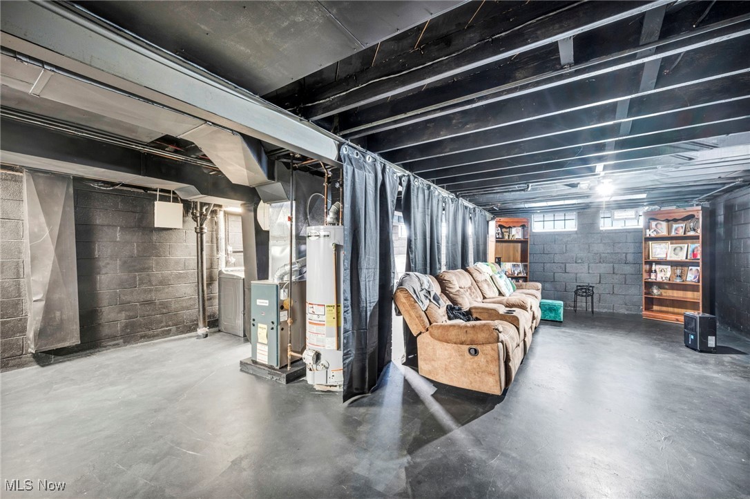 14 Ennis Avenue Bedford OH 44146