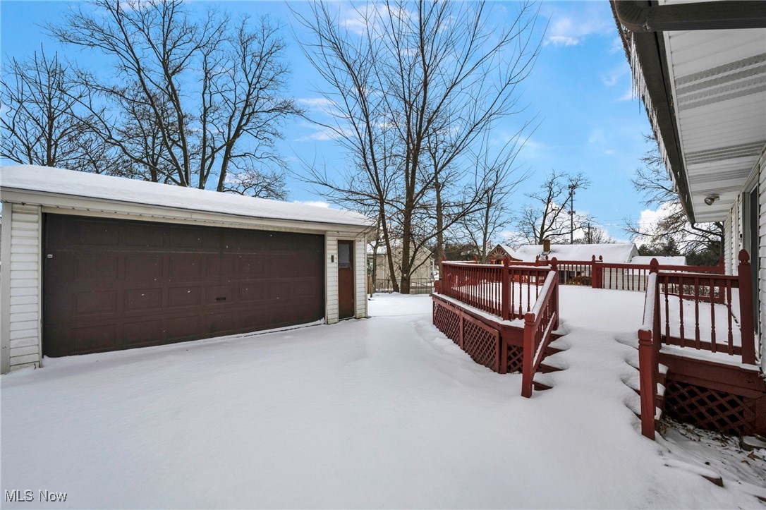 14 Ennis Avenue Bedford OH 44146