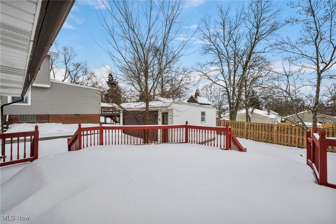 14 Ennis Avenue Bedford OH 44146