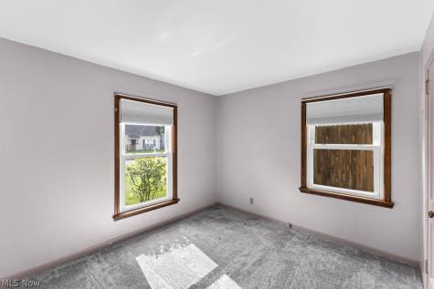 1960 Tudor Street Cuyahoga Falls OH 44221