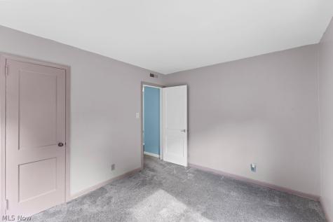 1960 Tudor Street Cuyahoga Falls OH 44221