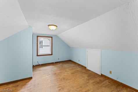 1960 Tudor Street Cuyahoga Falls OH 44221