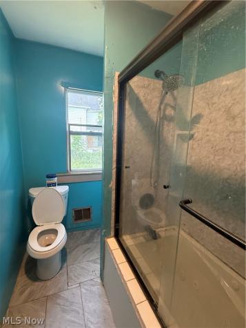 34 Montgomery Youngstown OH 44406