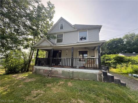 34 Montgomery Youngstown OH 44406
