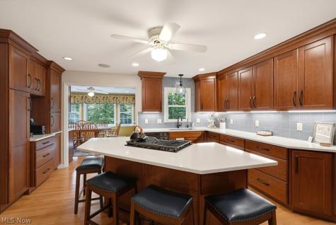 257 Woodridge Road Tallmadge OH 44278