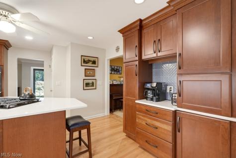 257 Woodridge Road Tallmadge OH 44278