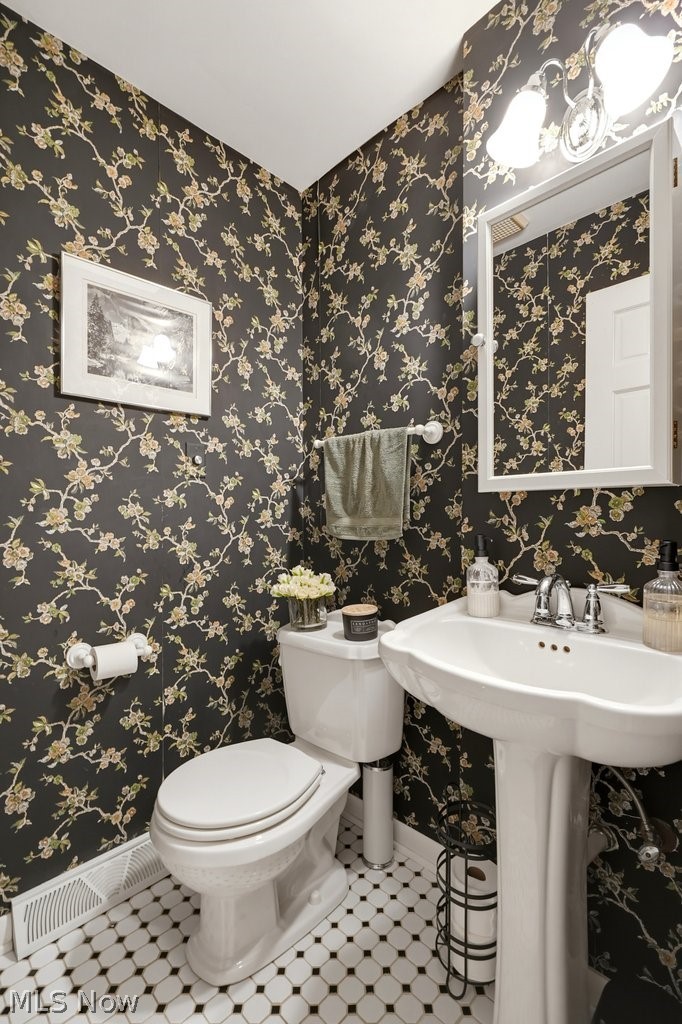 257 Woodridge Road Tallmadge OH 44278