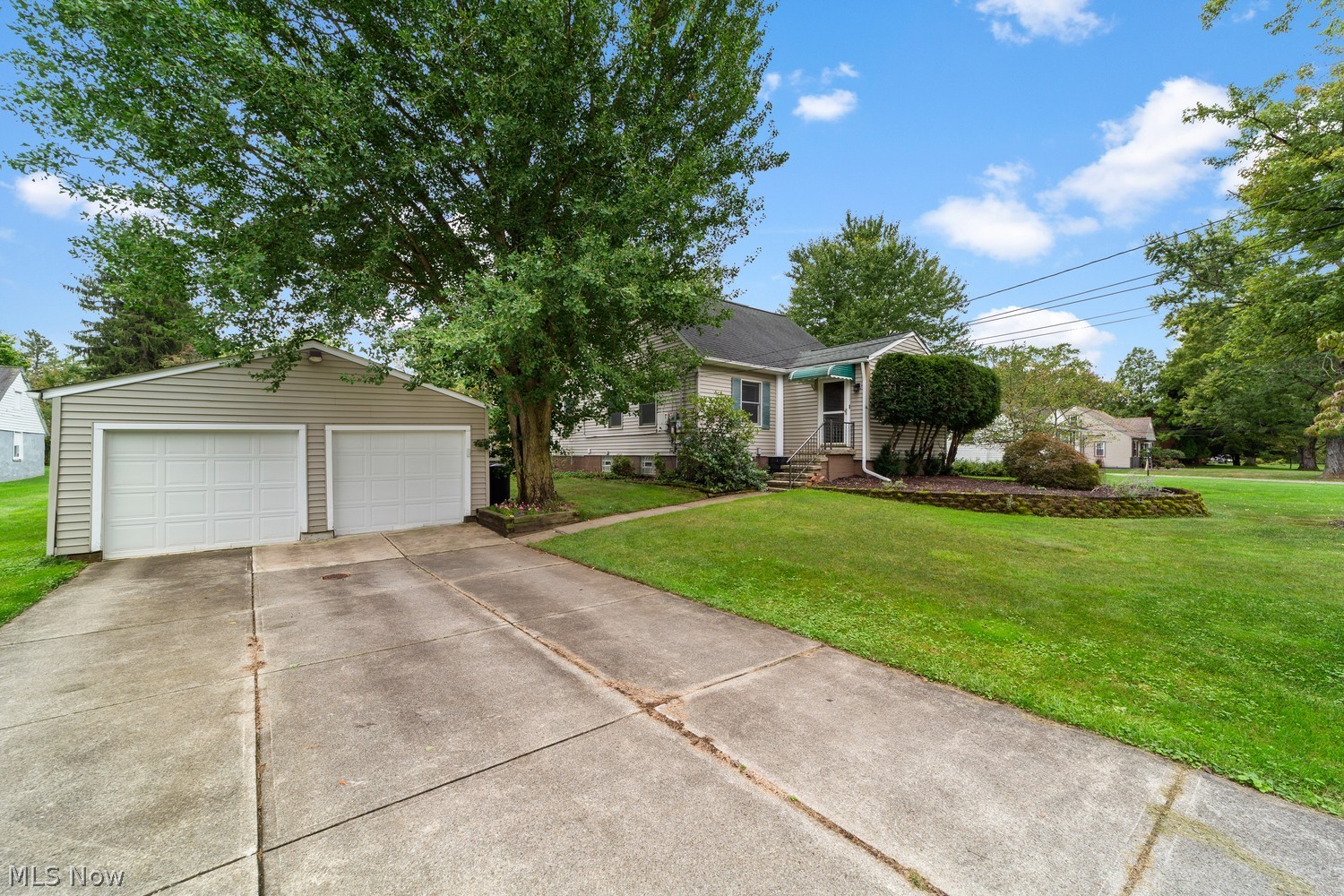 11099 Albion Road North Royalton OH 44133