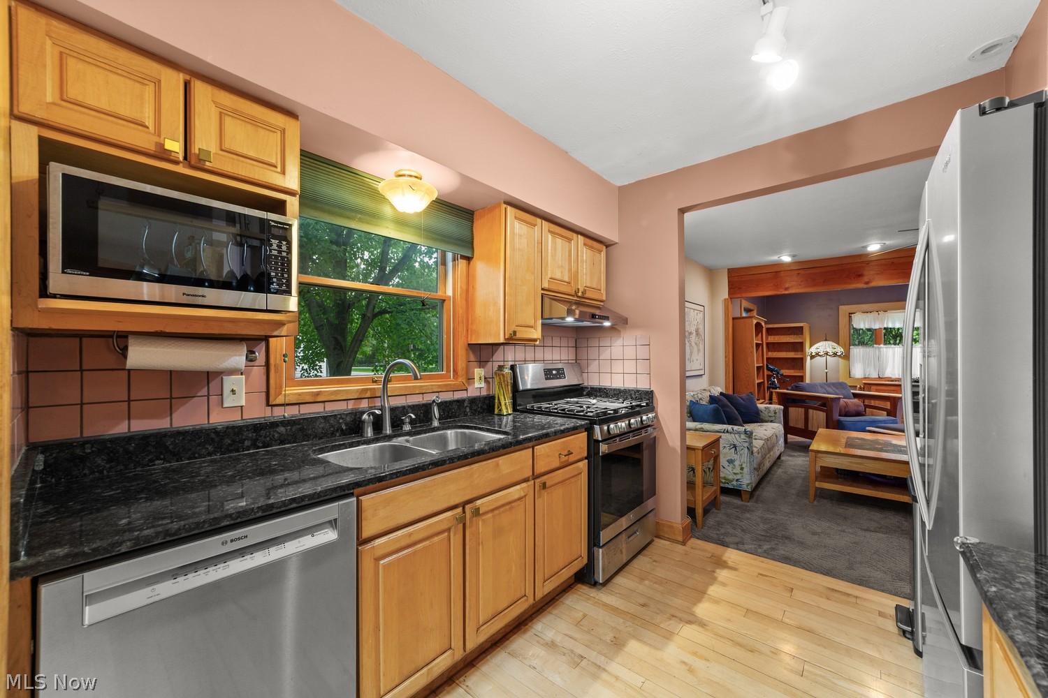 11099 Albion Road North Royalton OH 44133