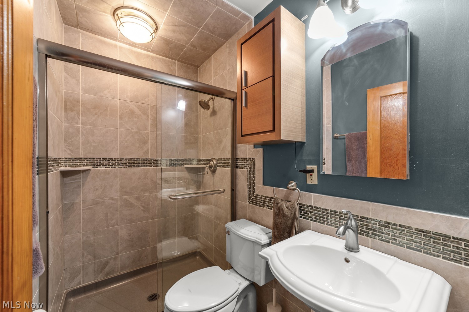 11099 Albion Road North Royalton OH 44133