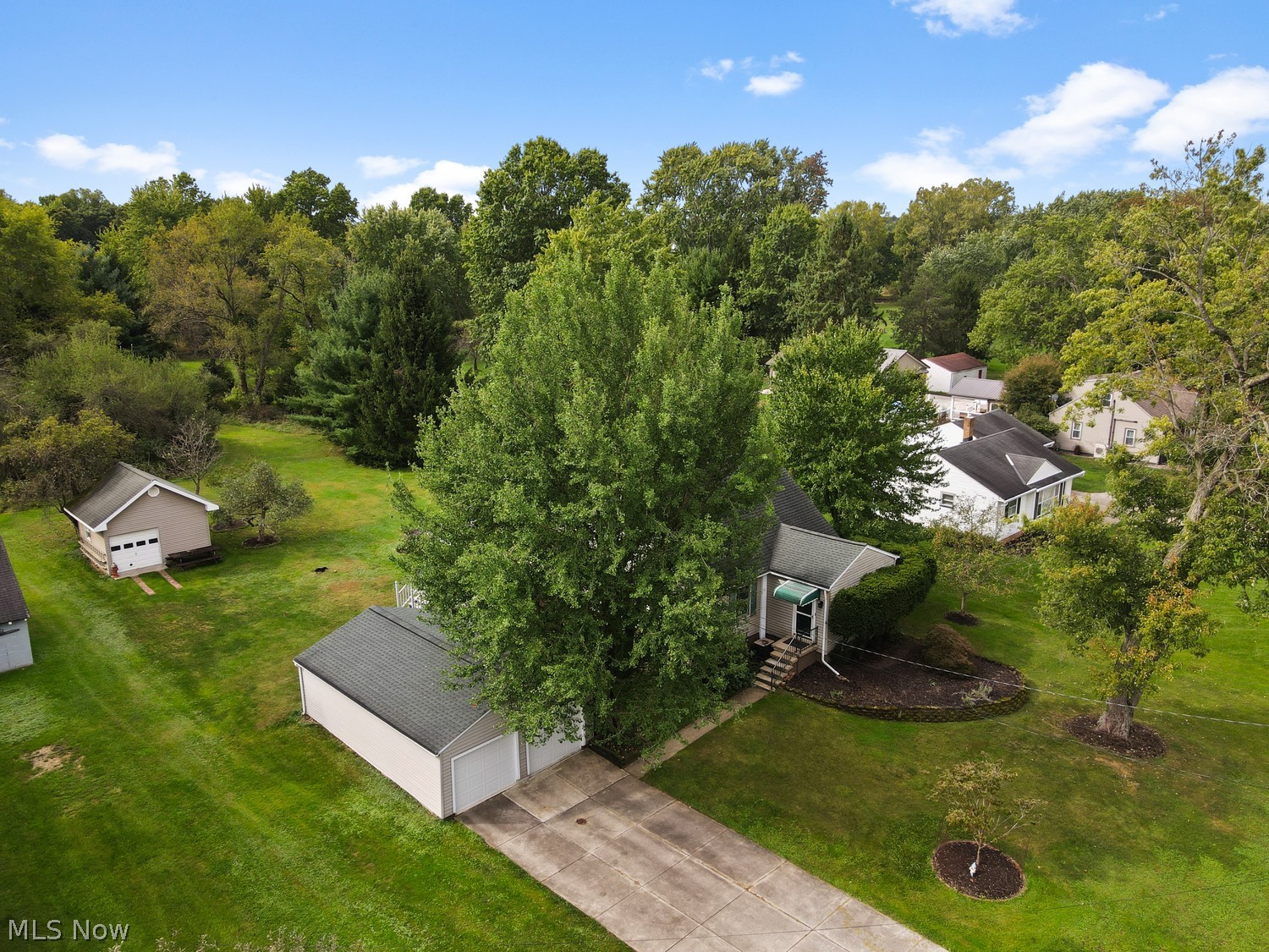 11099 Albion Road North Royalton OH 44133