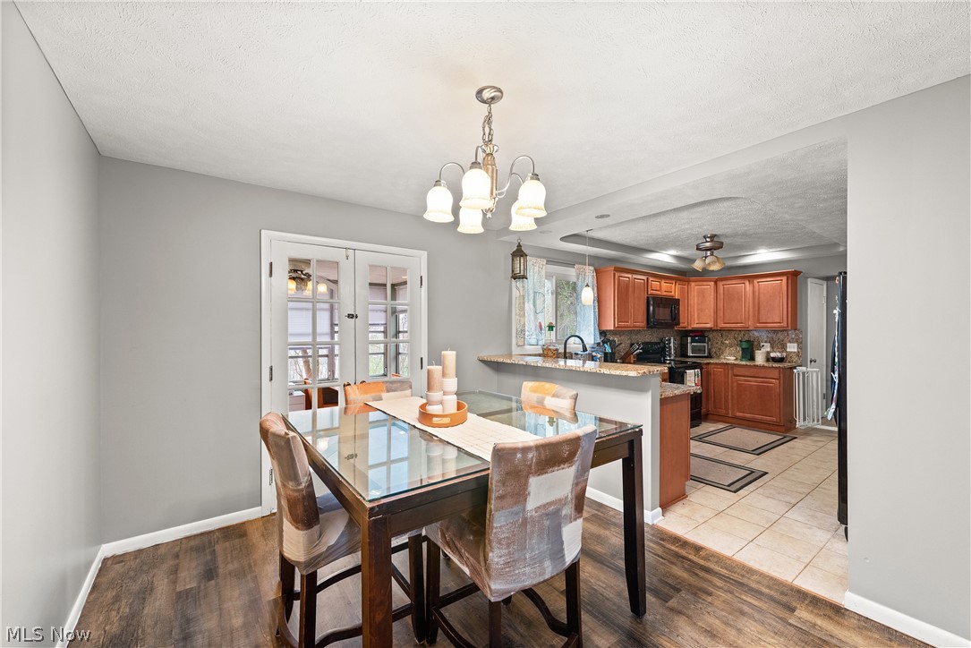 25787 W Ranchview Avenue North Olmsted OH 44070