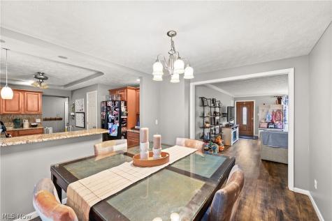 25787 W Ranchview Avenue North Olmsted OH 44070
