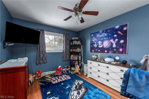 25787 W Ranchview Avenue North Olmsted OH 44070