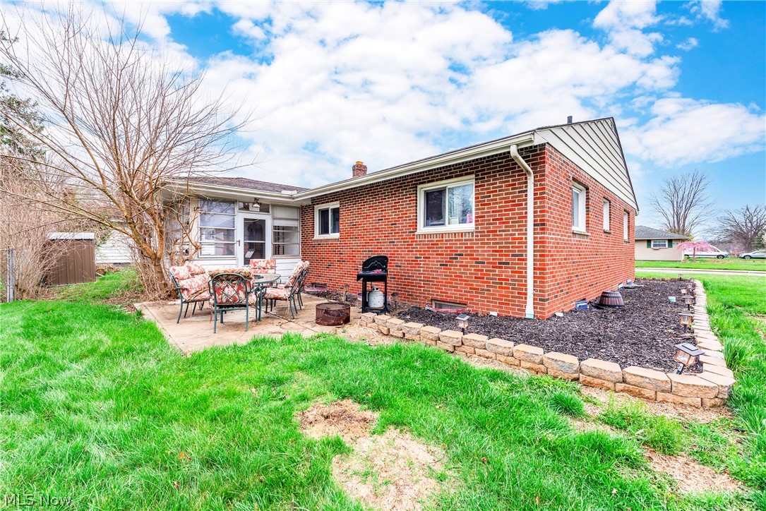 25787 W Ranchview Avenue North Olmsted OH 44070