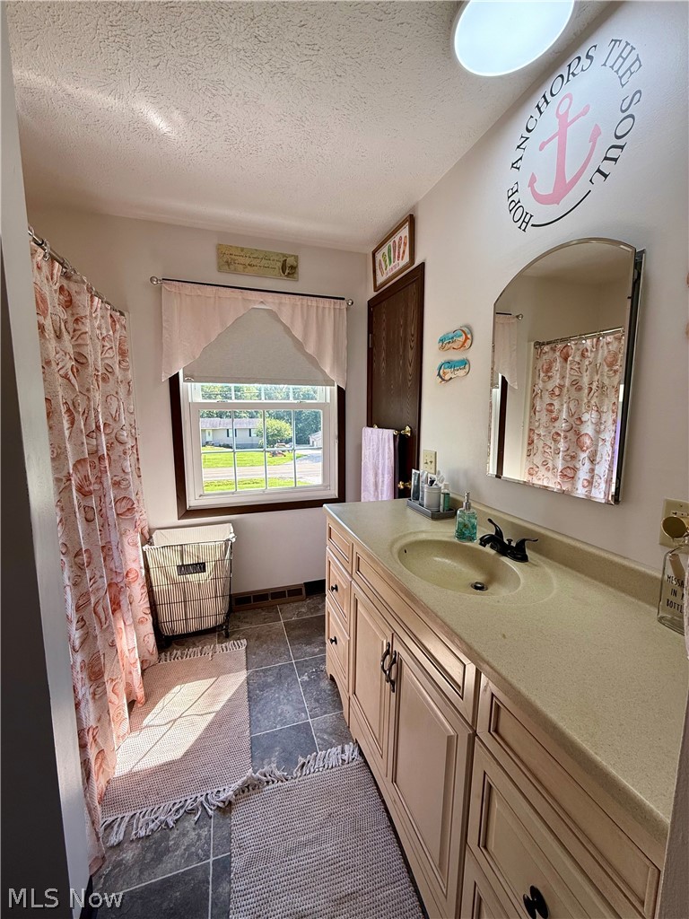 4197 Waynesburg Road NW Carrollton OH 44615