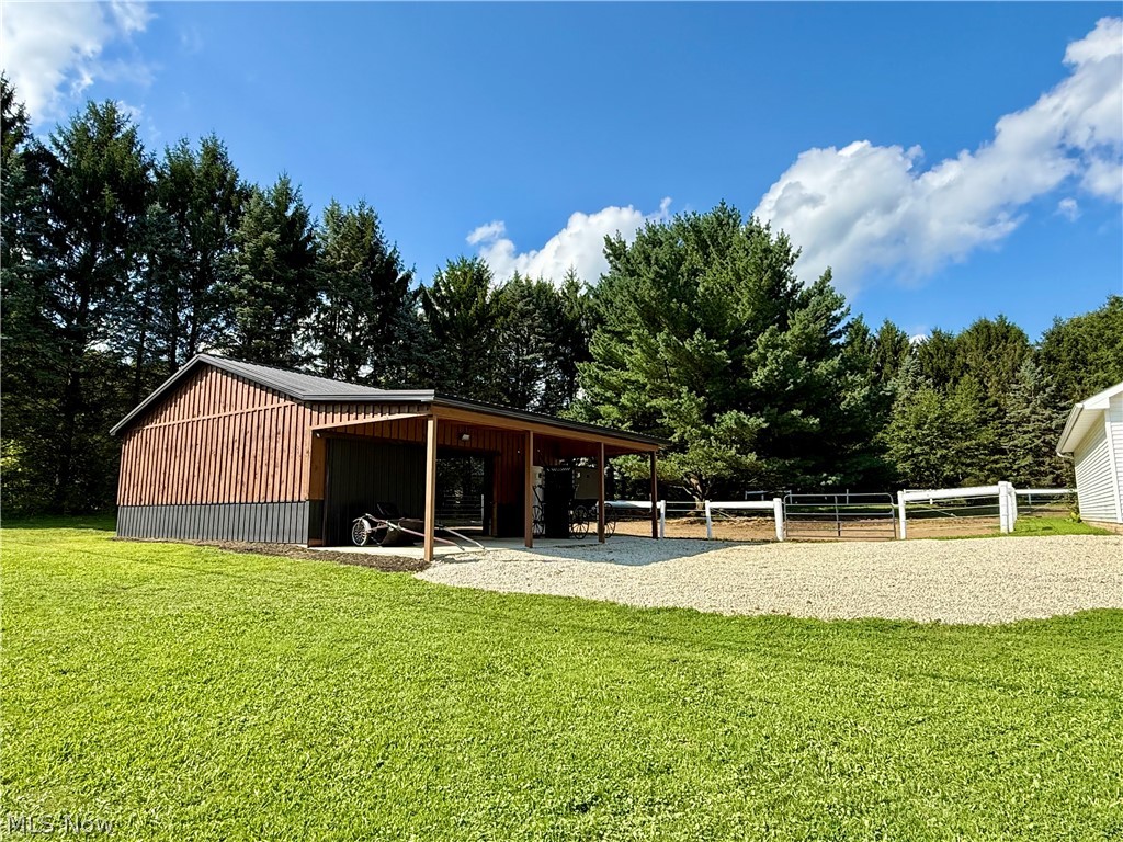4197 Waynesburg Road NW Carrollton OH 44615