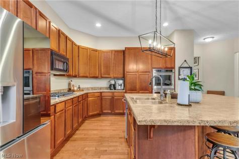 361 Harbor Court Avon Lake OH 44012