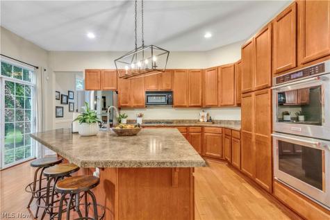 361 Harbor Court Avon Lake OH 44012