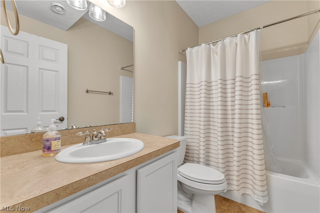 361 Harbor Court Avon Lake OH 44012