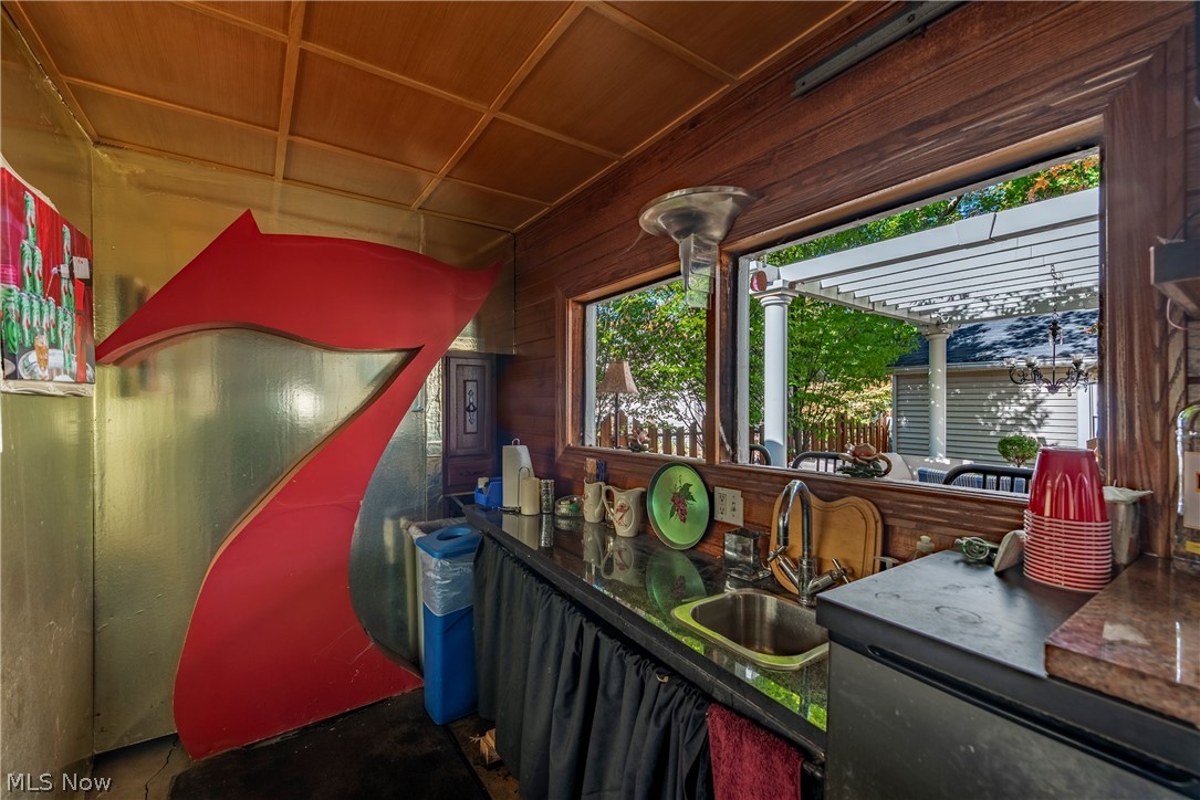 1488 Belle Avenue Lakewood OH 44107