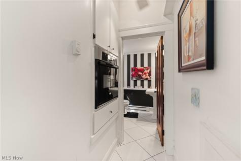1488 Belle Avenue Lakewood OH 44107