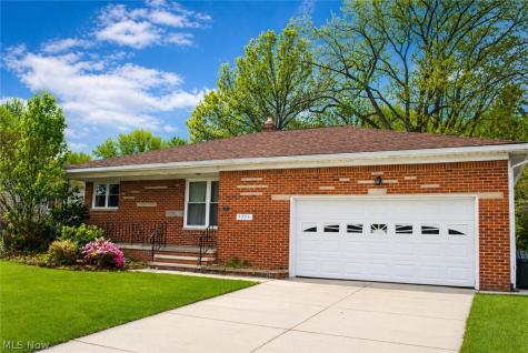 7300 Maplewood Road Parma OH 44130