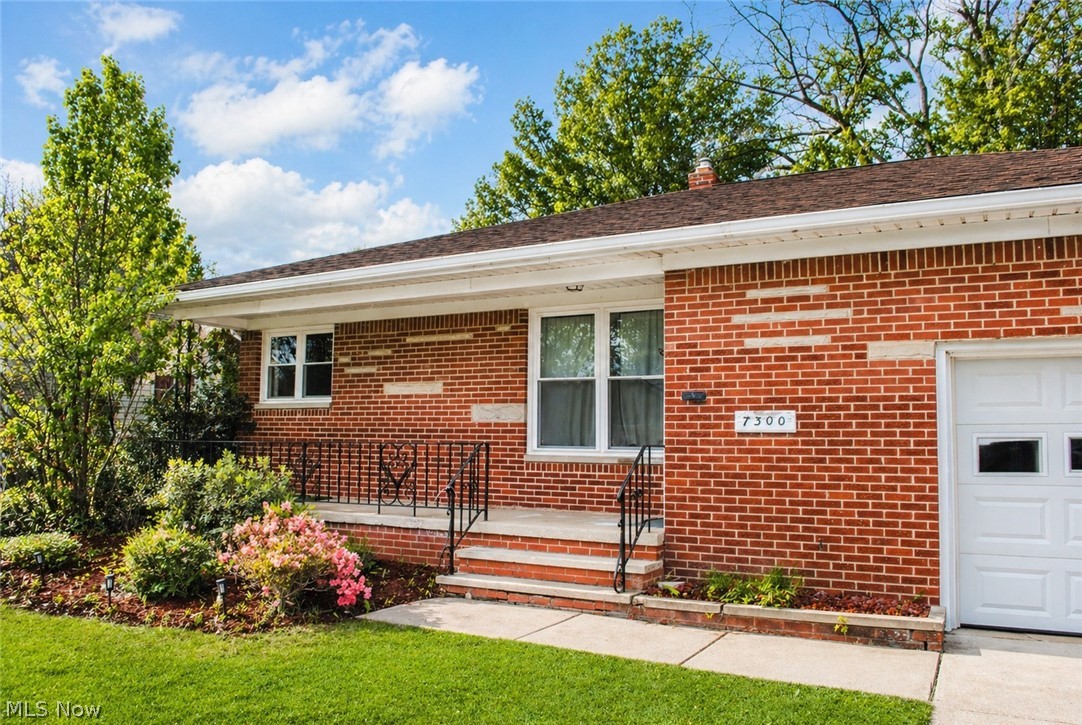 7300 Maplewood Road Parma OH 44130