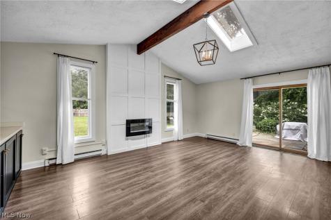 57 Coventry Drive Painesville OH 44077