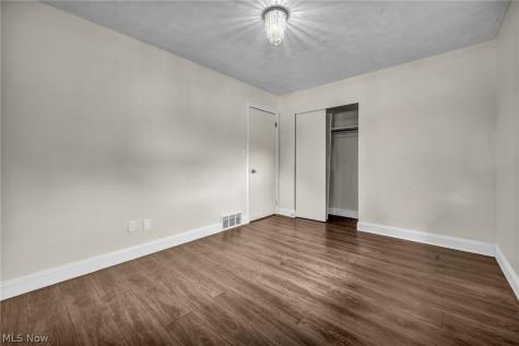 57 Coventry Drive Painesville OH 44077