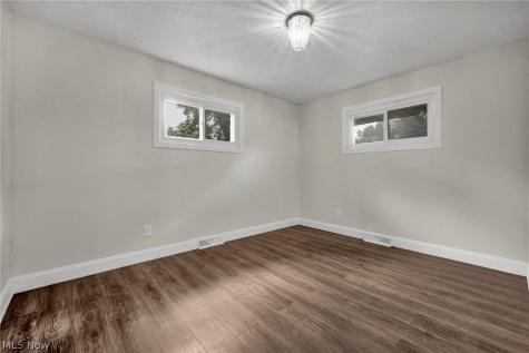 57 Coventry Drive Painesville OH 44077