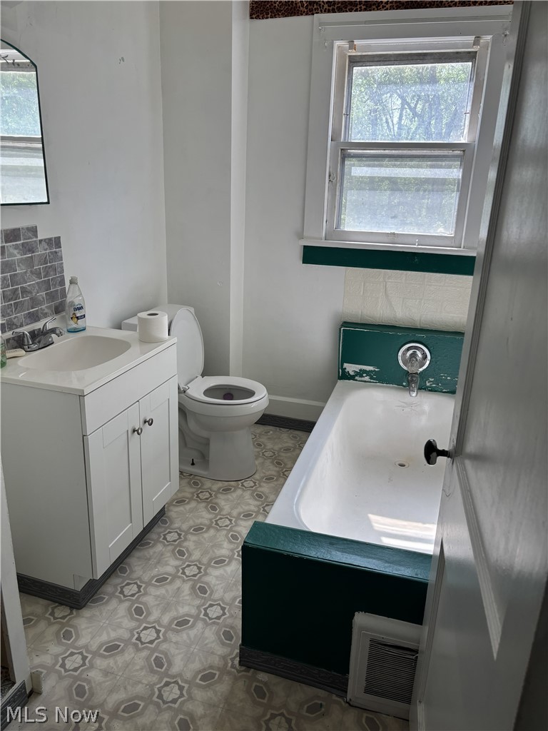 11371 Walnut Avenue NE Alliance OH 44601