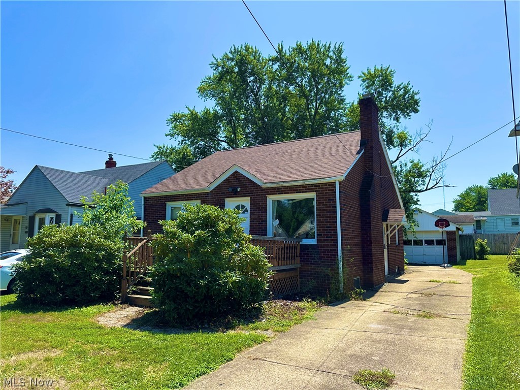 815 Detroit Avenue Youngstown OH 44502