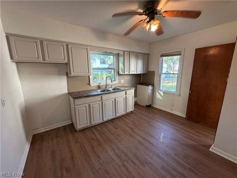 815 Detroit Avenue Youngstown OH 44502