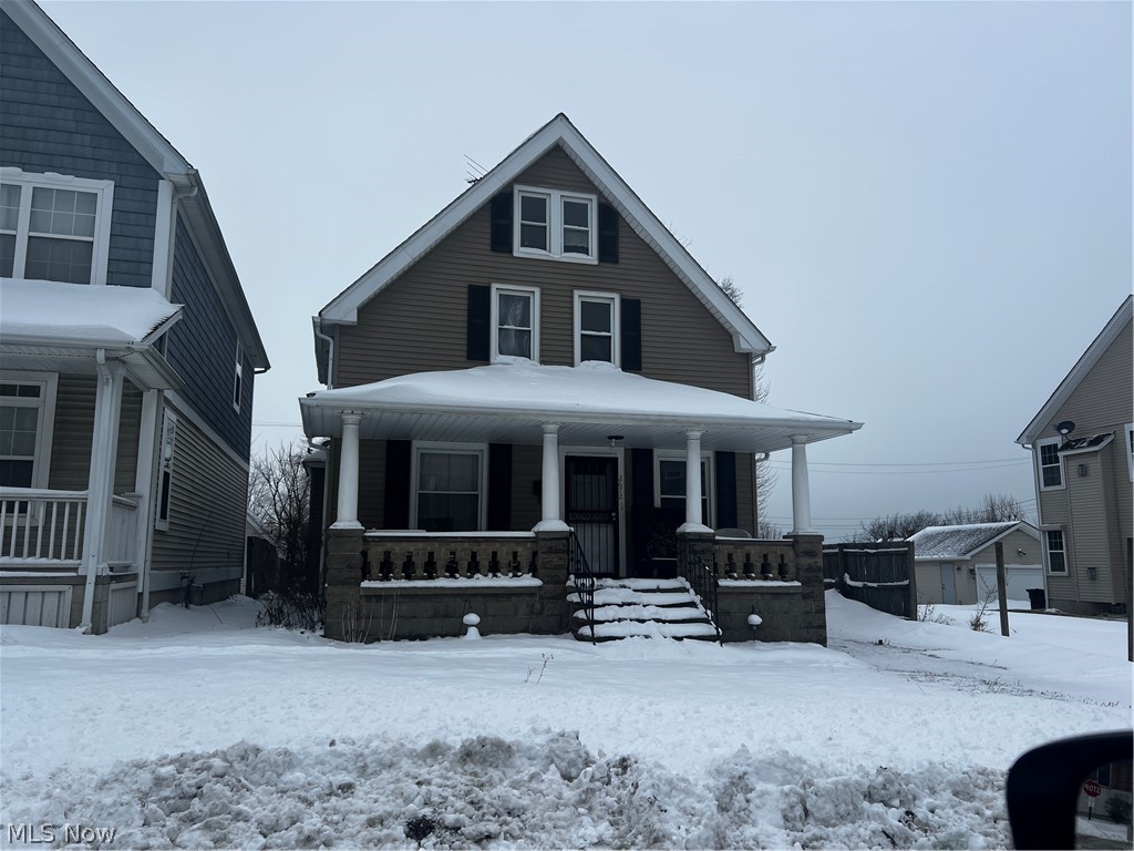 2672 E 115th Street Cleveland OH 44104