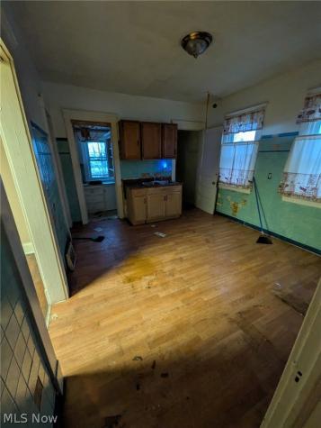 2672 E 115th Street Cleveland OH 44104