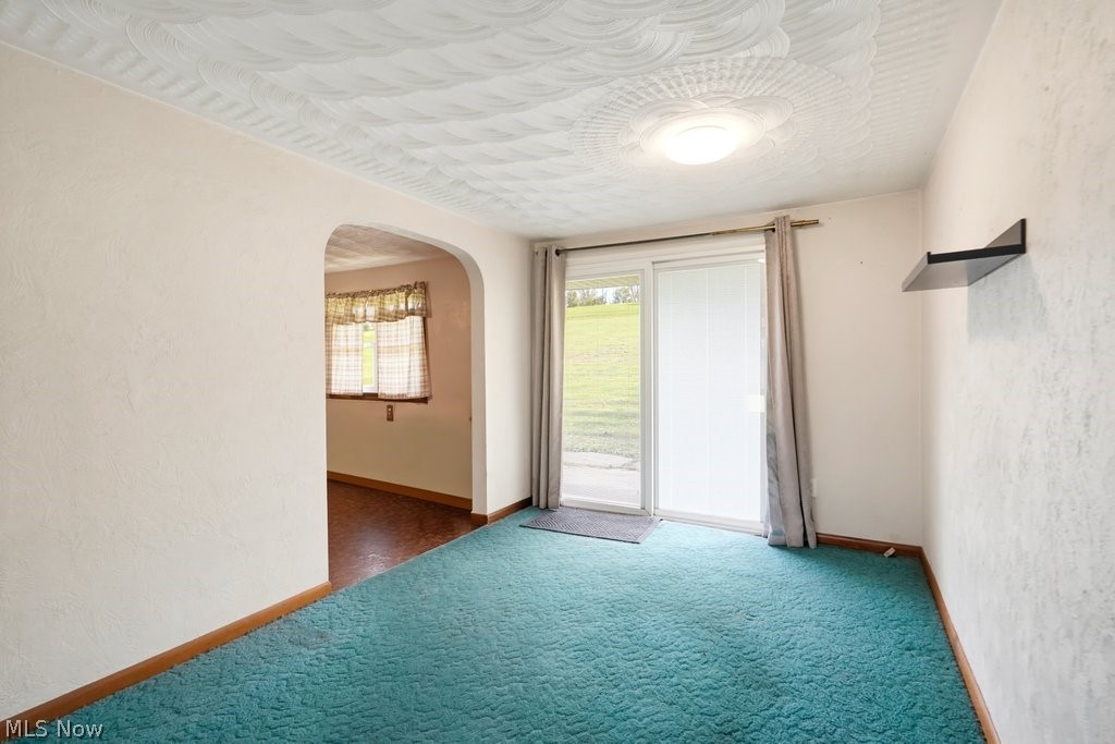 11074 Montgomery Road Kensington OH 44427