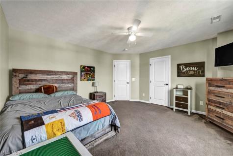 8852 Hazelwood Run North Ridgeville OH 44039