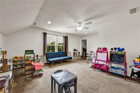 8852 Hazelwood Run North Ridgeville OH 44039